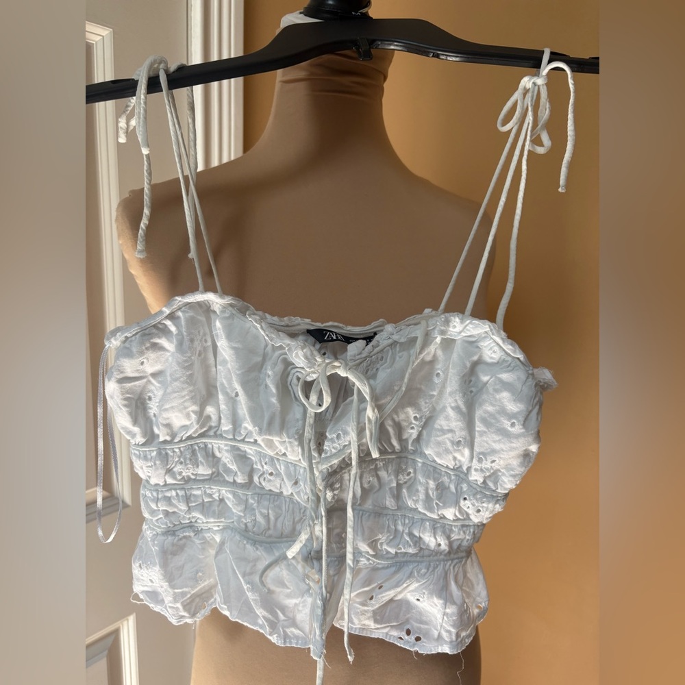 Zara White Eyelet Crop Cami Top Sz S Spaghetti Straps Cotton Boho Peasant NWOT